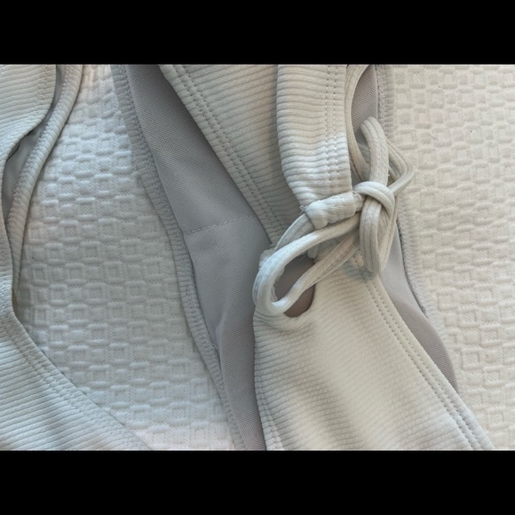 ZAFUL Women's White Bandeau Bikini Set High Cut Strapless Sexy Bathing Suit - Picture 7 of 11